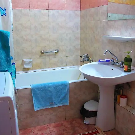 With 2 70 Sqm And Balcony, Central Near Gara De Nord, Opera House *