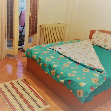 Appartamento With 2 70 Sqm And Balcony, Central Near Gara De Nord, Opera House